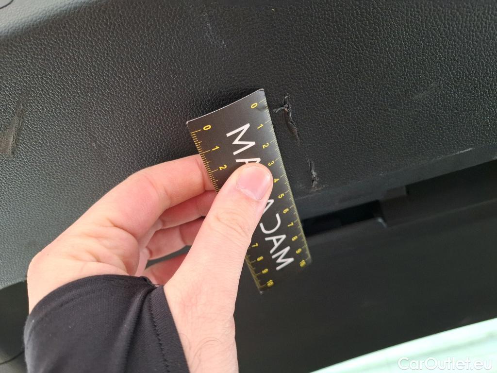  Volkswagen  Golf  VOLKSWAGEN / 2020 / 5P / Berline 2.0 TDI SCR 115 BVM6 Life Busi 1st #17