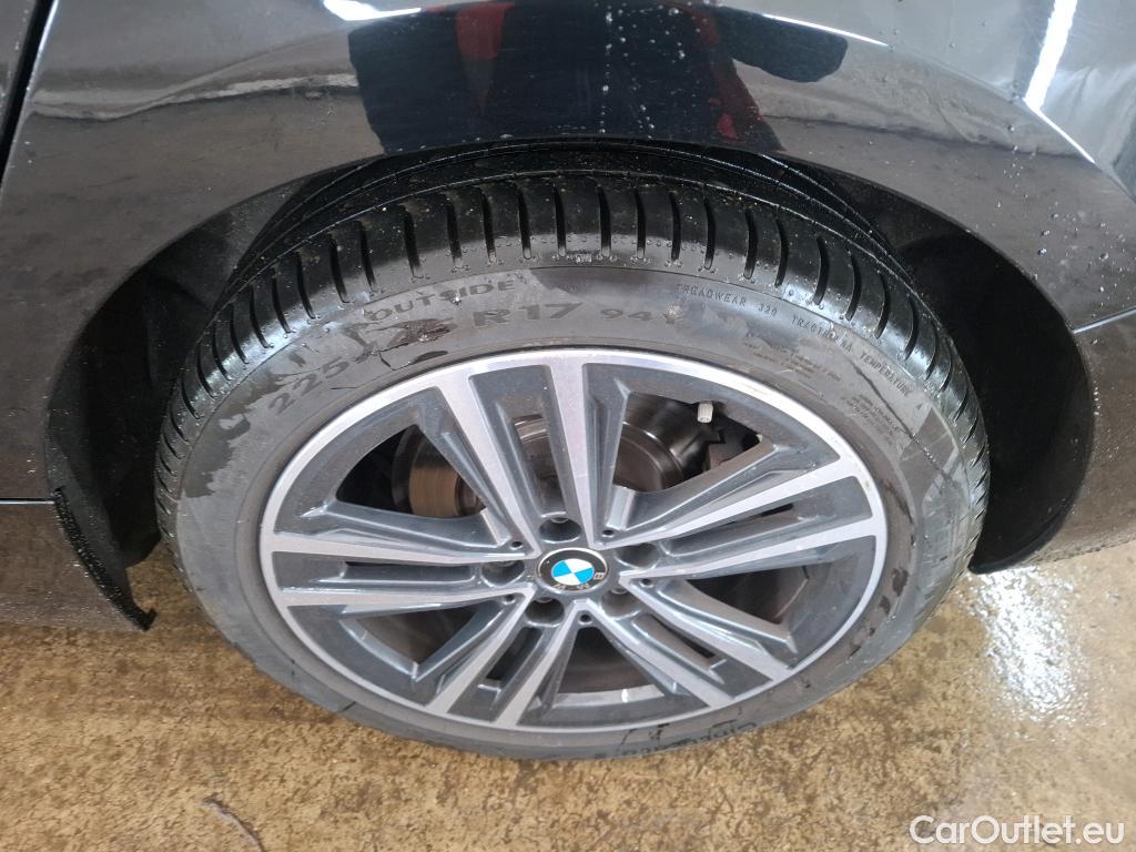  Bmw  Serie 1 Série 1 Berline 118 i Lounge 1.5 140CV BVM6 E6dT #19