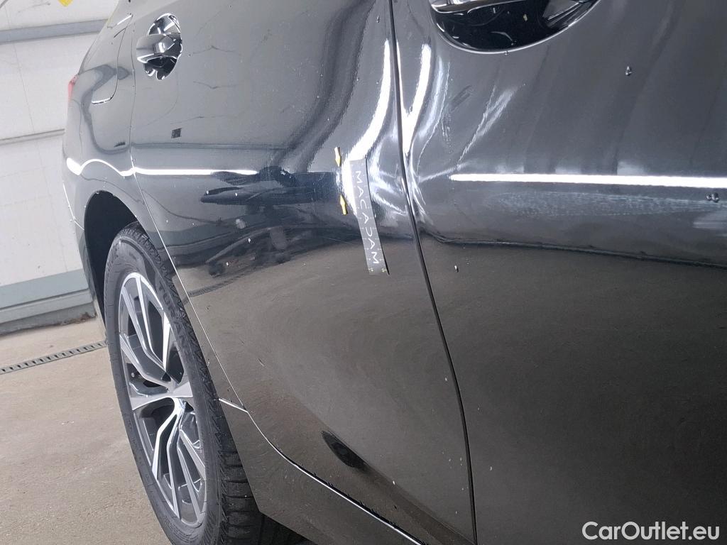  Bmw  Serie 3 BMW Série 3 Berline / 2022 / 4P / Berline 320e 204ch Business Design BVA8 Hybride #39