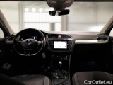  Volkswagen  Tiguan VOLKSWAGEN  / 2016 / 5P / SUV 2.0 TDI SCR 110KW BUSINESS BMT DSG #3