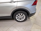  Volkswagen  Tiguan VOLKSWAGEN  / 2016 / 5P / SUV 2.0 TDI SCR 110KW BUSINESS BMT DSG #65