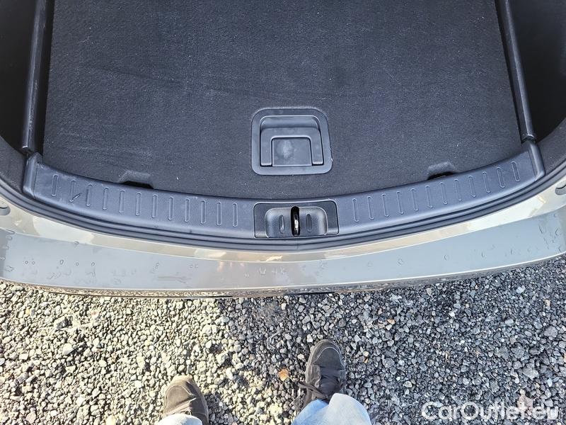  Toyota  Corolla  (E21) (2019)  TS 1.8Hyb.Comfort AT #38