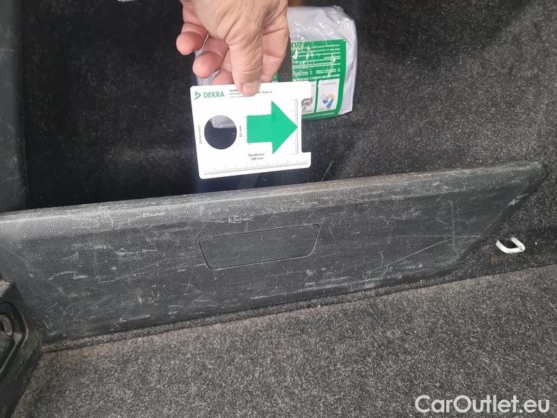  Skoda  Octavia  Combi (NX3)(2020) Oct.Combi 1.5TSI 110 Ambition #16