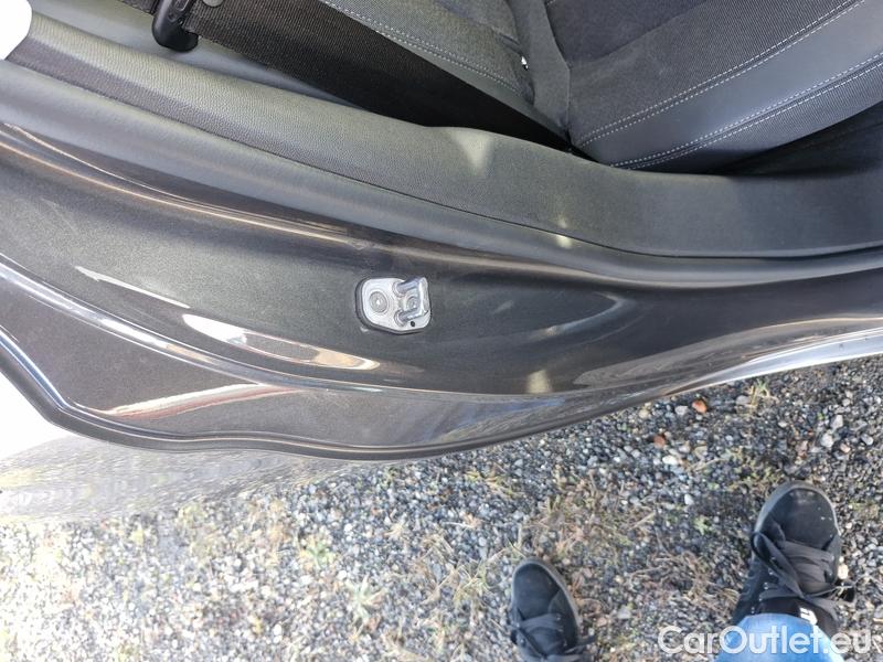  Peugeot  308 -SW  (P5) (2021)  SW 1.5 BHDi 130 ALL.P Aut #23