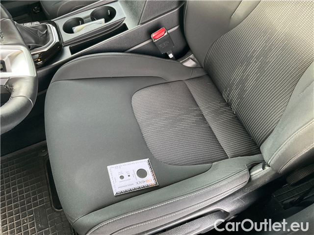  KIA  Sportage  1.6TGDI 110 Exclusive #9