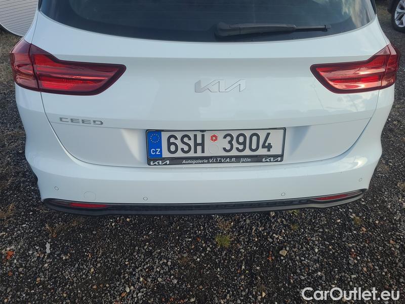  KIA  Cee'd Ceed Sportswagon (2018->) Ceed SW 1.5 T-GDI 118 Spin 5d #3