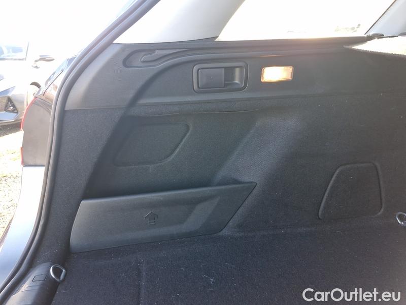  Peugeot  308 -SW  (P5) (2021)  SW 1.5 BHDi 130 ALL.P Aut #20