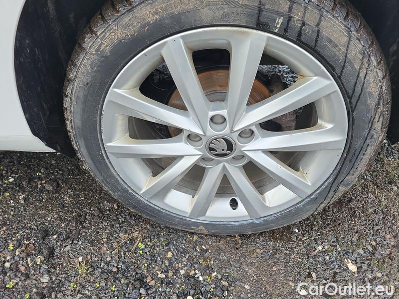  Skoda  Fabia  Combi (2015)  Com 1.0TSI 81 125 LET #4