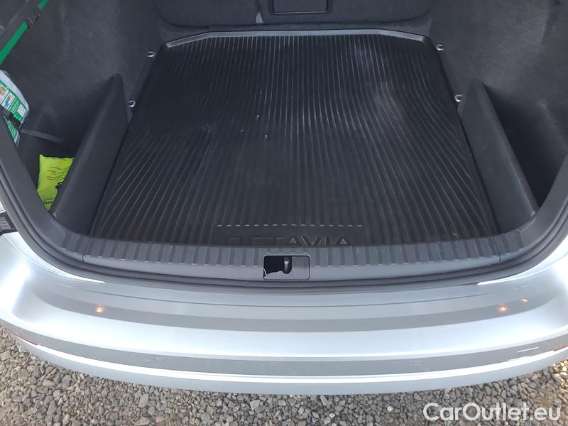  Skoda  Octavia  Combi (NX3)(2020) Oct.Combi 2.0TDI 85 Ambition #5