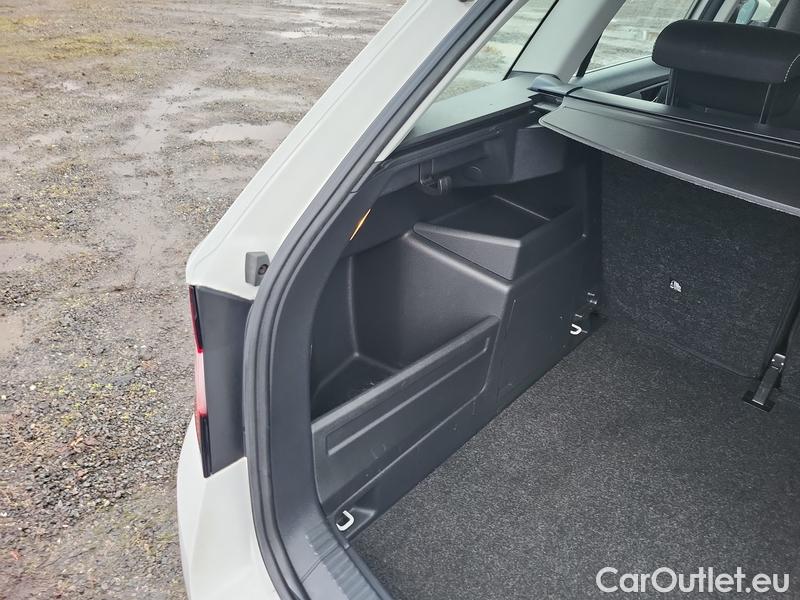  Skoda  Fabia  Combi (2015)  Com 1.0TSI 81 125 LET #12