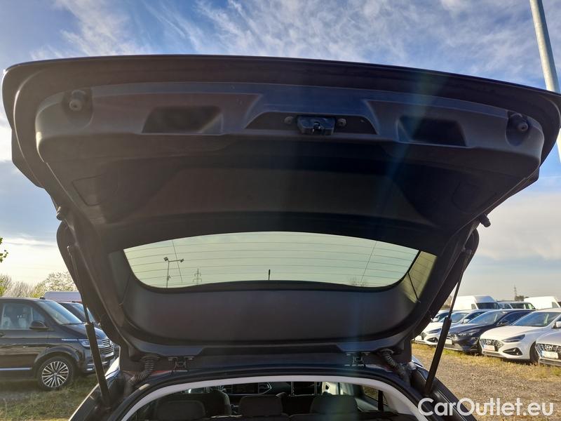  Peugeot  308 -SW  (P5) (2021)  SW 1.5 BHDi 130 ALL.P Aut #17