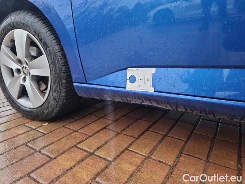  Skoda  Fabia  Combi (2015)  Com.1.0TSI 70 Ambition #3