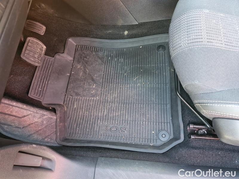  Peugeot  308 -SW  (P5) (2021)  SW 1.5 BHDi 130 ALL.P Aut #12