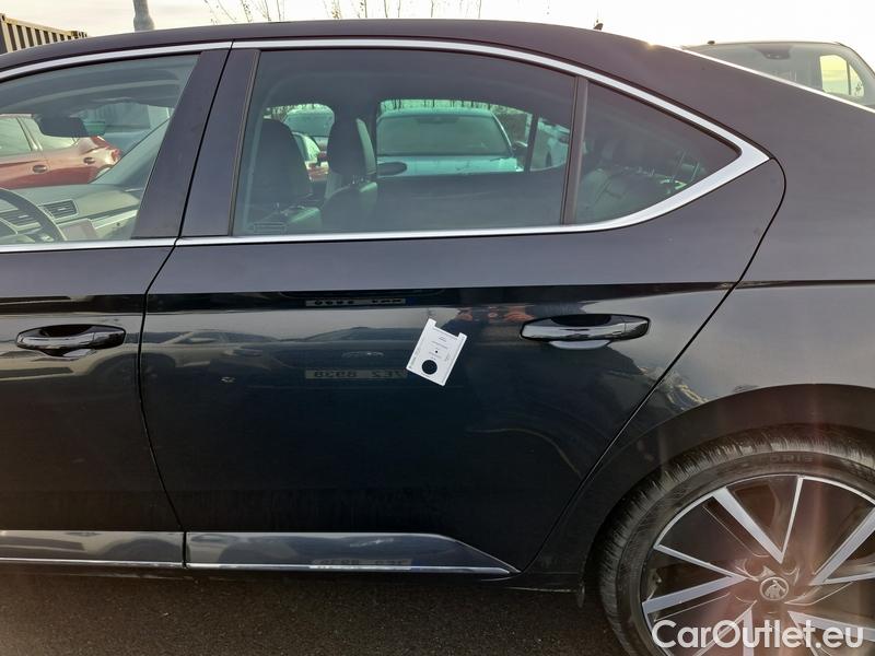  Skoda  Superb  Combi (3V5)(2015) Supe.2.0TDI 147 L&K Aut #5