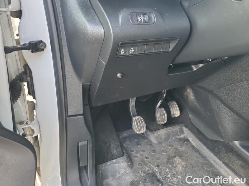  Citroen  Berlingo   (07.2018->)  MS 1.5BHDi 130 Feel #7