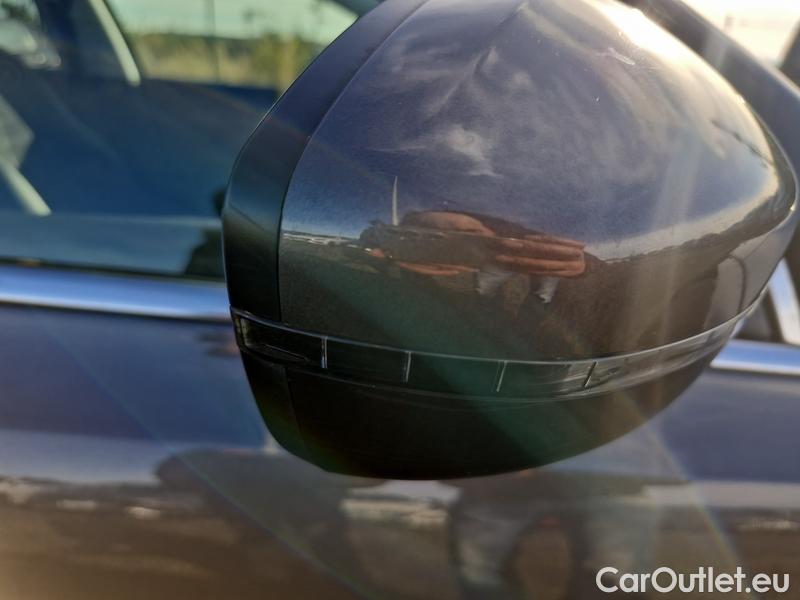  Peugeot  308 -SW  (P5) (2021)  SW 1.5 BHDi 130 ALL.P Aut #26