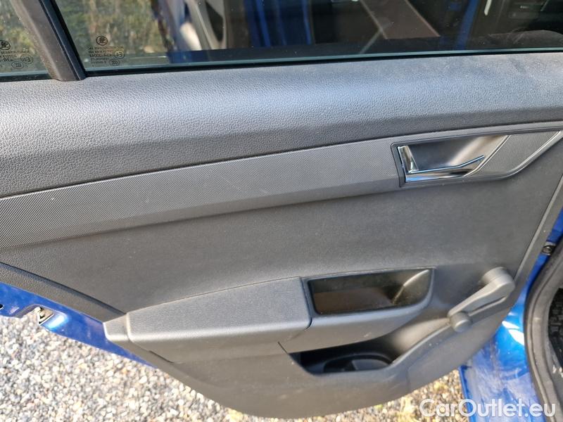  Skoda  Fabia  Combi (2015)  Com.1.0TSI 70 Ambition #31