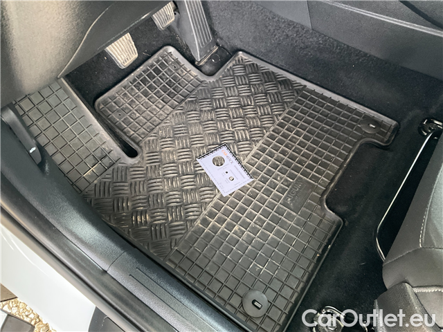  KIA  Sportage  1.6TGDI 110 Exclusive #10