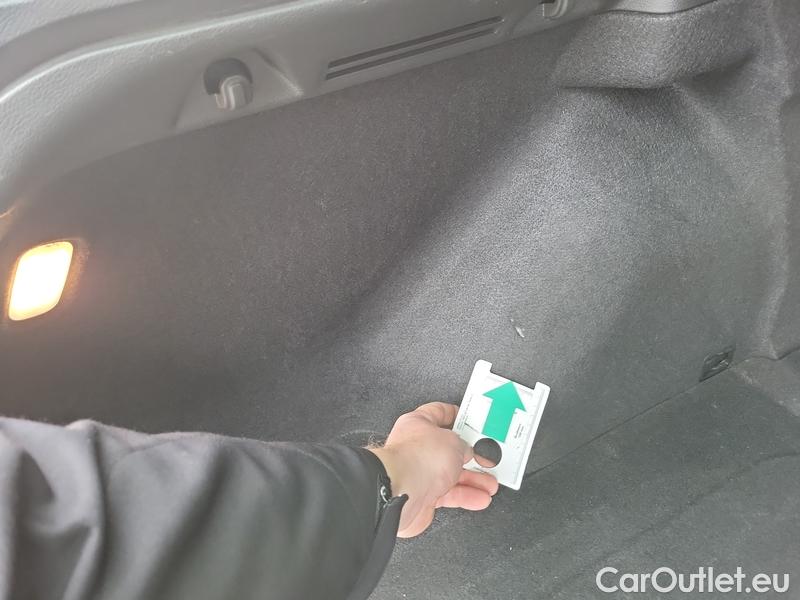  Hyundai  i30  (PD)(01.2017 ->)  kom.1.6CRDi 115 Smart #13