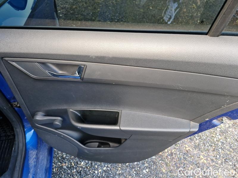  Skoda  Fabia  Combi (2015)  Com.1.0TSI 70 Ambition #32