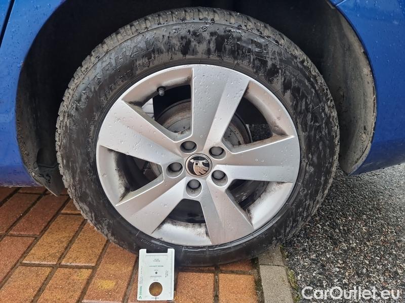  Skoda  Fabia  Combi (2015)  Com.1.0TSI 70 Ambition #4