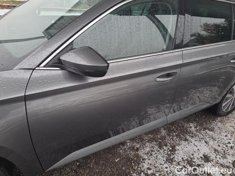  Skoda  Superb  Combi (3V5)(2015) Sup.C.FL2.0TDI 110 Style AT #3