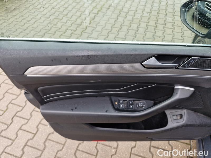  Volkswagen  Passat  Lim (CB2) (2019)  2.0TDI140 R-line AT #20