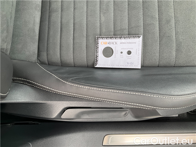  Volkswagen  Passat Pas.Var.2.0TDI 110 Elegance AT #5