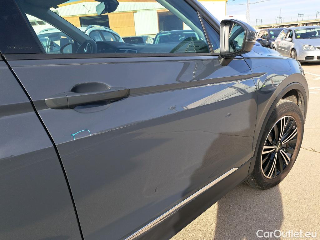  Volkswagen  Tiguan VOLKSWAGEN  / 2020 / 5P / todoterreno Life 1.4 TSI eHybrid 180kW (245CV) DSG #5