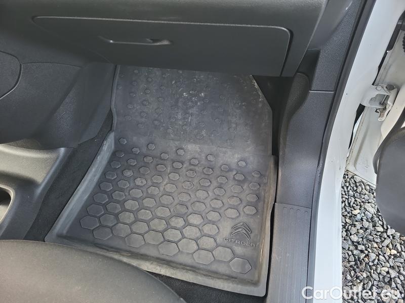  Citroen  Berlingo   (07.2018->)  MS 1.5BHDi 130 Feel #17