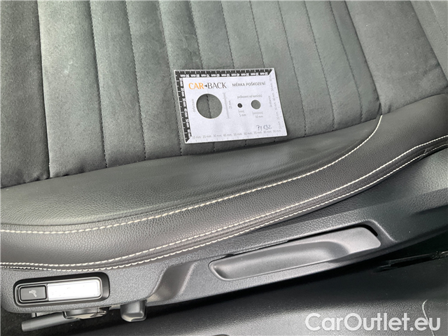  Volkswagen  Passat Pas.Var.2.0TDI 110 Elegance AT #10