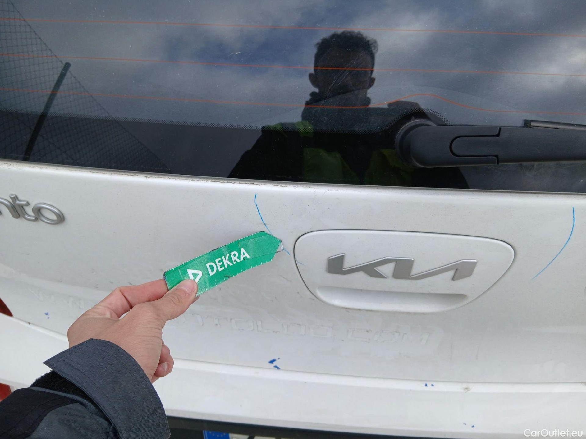  KIA  Picanto KIA  / 2020 / 5P / berlina con portón 1.0 DPi 49kW (67CV) Concept #12