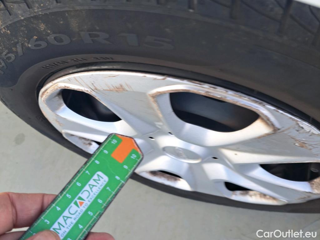  Ford  Transit FORD  Courier/2014/4P/furgón der.turis Van 1.5 TDCi 56kW Trend #23