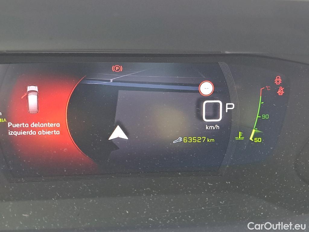  Peugeot  2008 PEUGEOT  / 2019 / 5P / todoterreno Allure Pack BlueHDI 130 S&S EAT8 #34