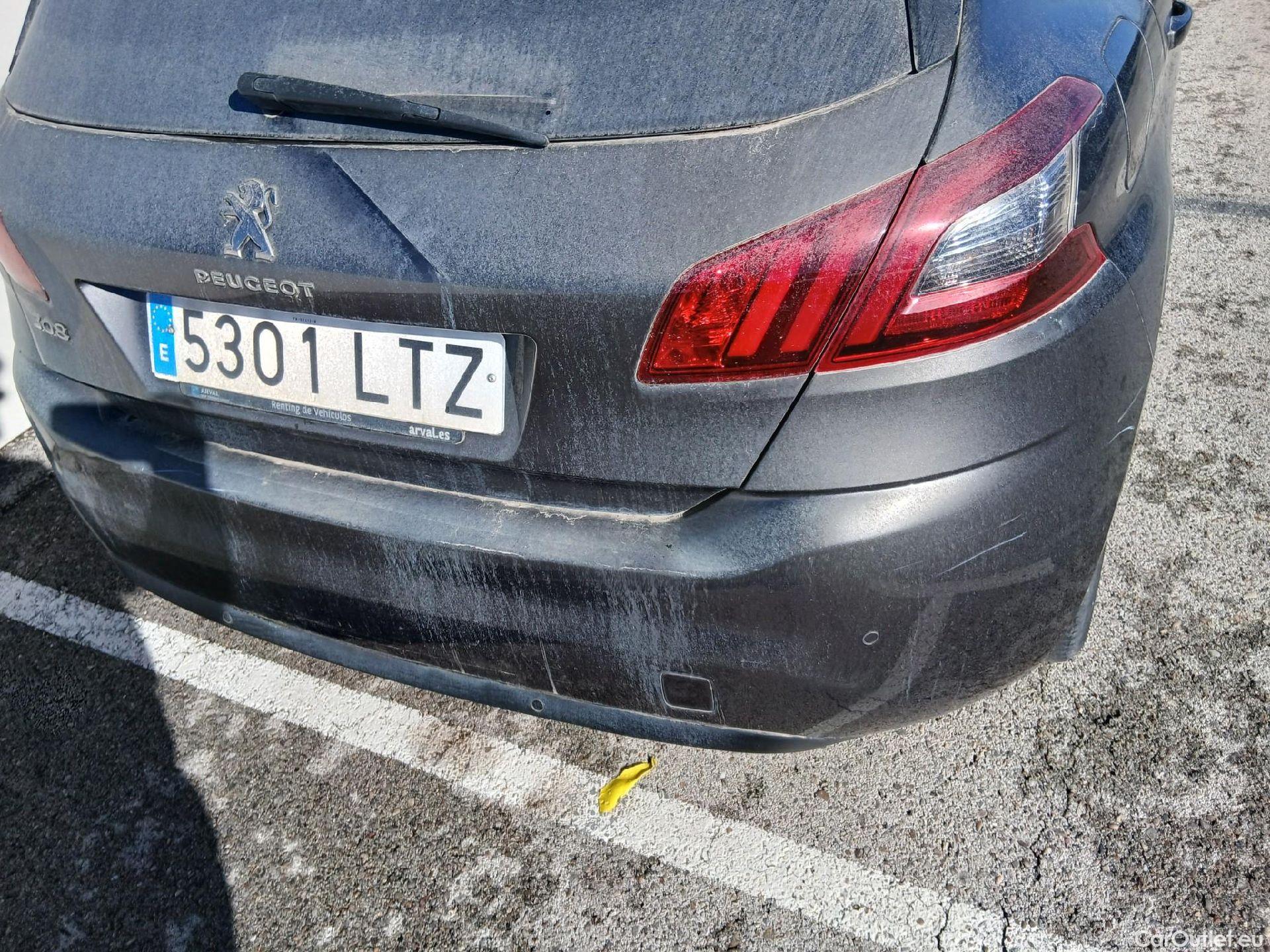  Peugeot  308 PEUGEOT  / 2017 / 5P / berlina con portón 5p Style BlueHDi 130 S&S #22