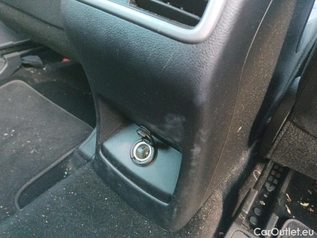  KIA  Sportage KIA  1.6MHEV Drive 100kW(136CV) 4x2(Crist Tintados)(CX) #17