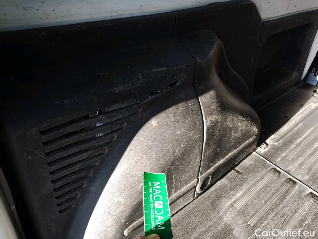  Nissan  NV200 NISSAN NV250 / 2019 / 4P / furgón 2pl 1.5dCi 70 kW (95CV) L1H1 COMFORT #23