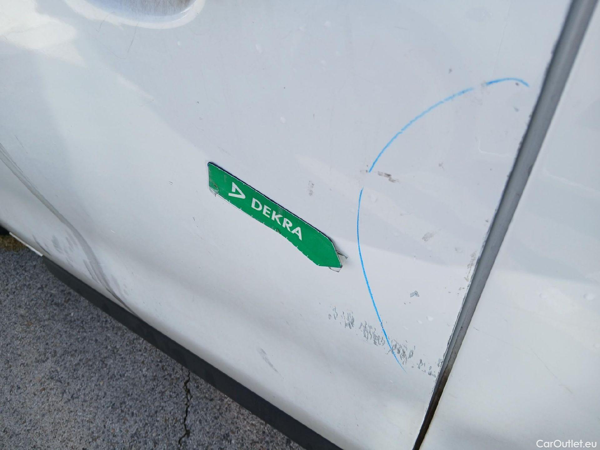  Opel  Vivaro OPEL  / 2019 / 4P / furgón 2.0 Diésel 88kW (120CV) M Inc. Express #23