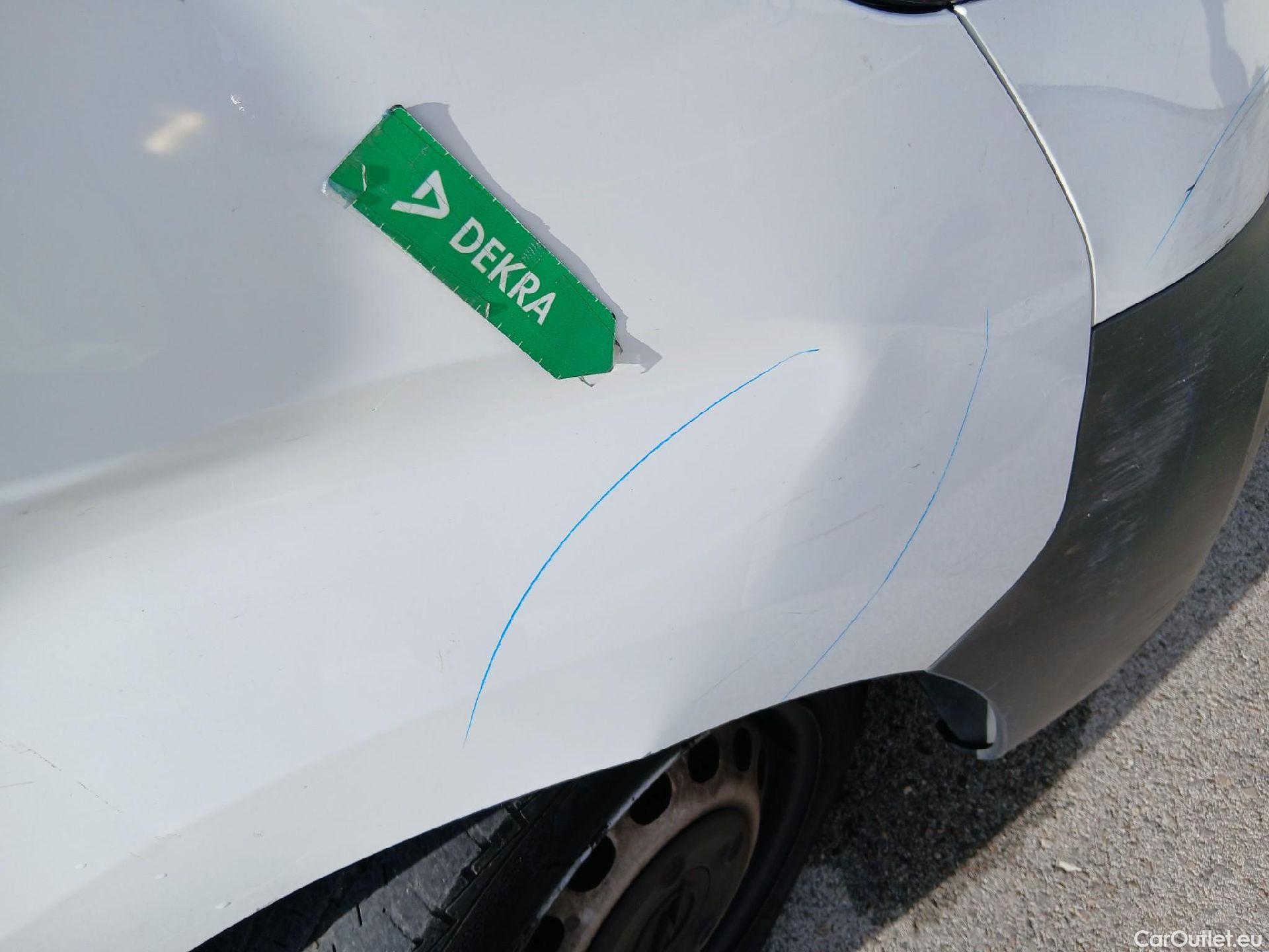  Opel  Vivaro OPEL  / 2019 / 4P / furgón 2.0 Diésel 88kW (120CV) M Inc. Express #58