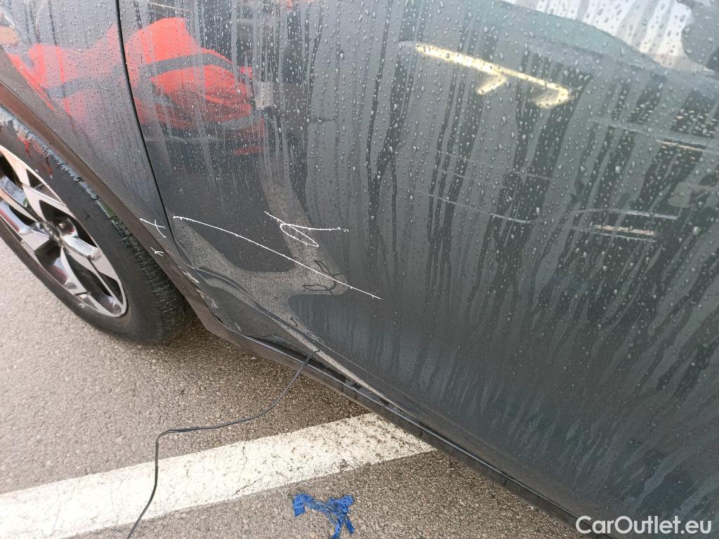  KIA  Sportage KIA  1.6MHEV Drive 100kW(136CV) 4x2(Crist Tintados)(CX) #3