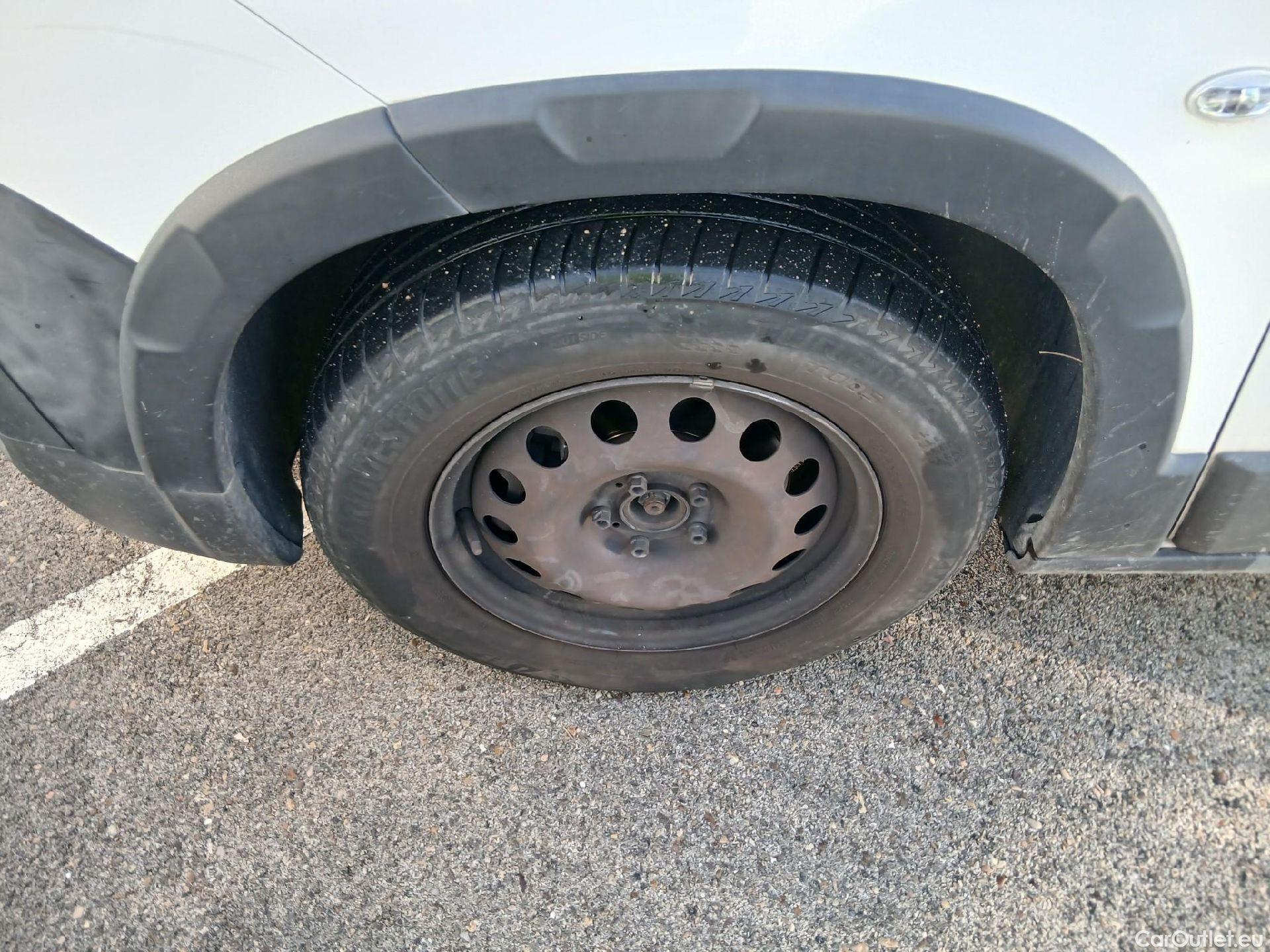  Peugeot  RIFTER PEUGEOT  / 2018 / 4P / combi Active Standard BlueHDi 73kW (IND) (CX2) #3