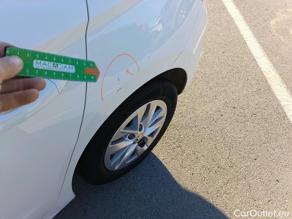  Skoda  Fabia SKODA  / 2021 / 5P / berlina con portón 1.0 TSI 70kW (95CV) Ambition (AC2) #1