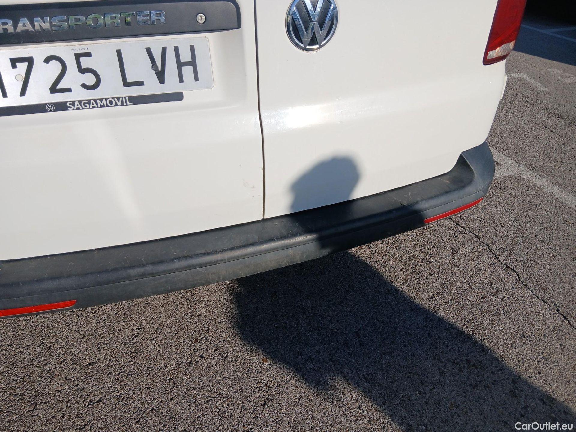  Land Rover  Discovery VOLKSWAGEN Transporter / 2020 / 4P / furgón Furgón Corto TN 2.0 TDI 110kW 4MO #17