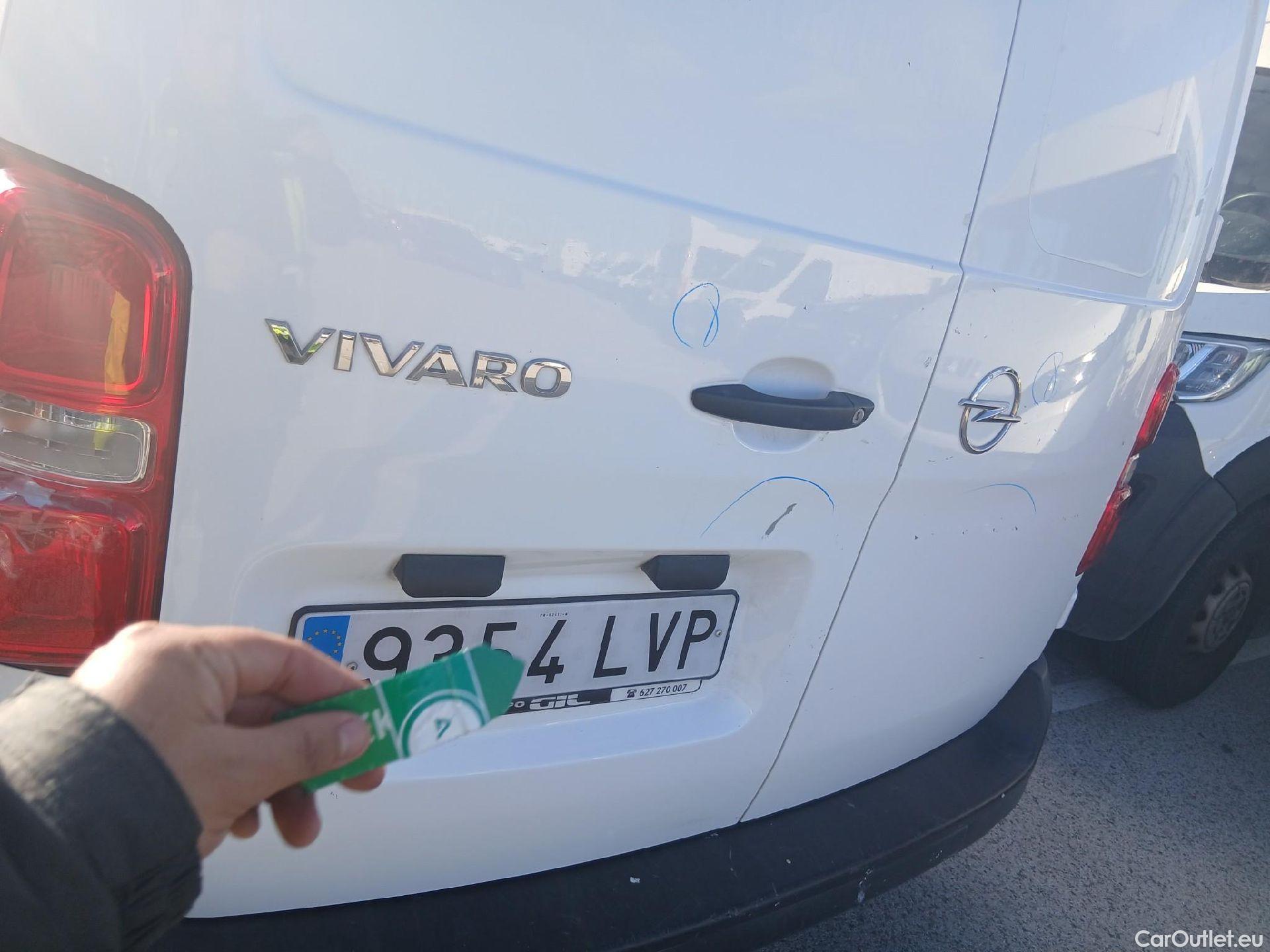  Opel  Vivaro OPEL  / 2019 / 4P / furgón 1.5 Diésel 74kW(100CV)M Std Exp #35