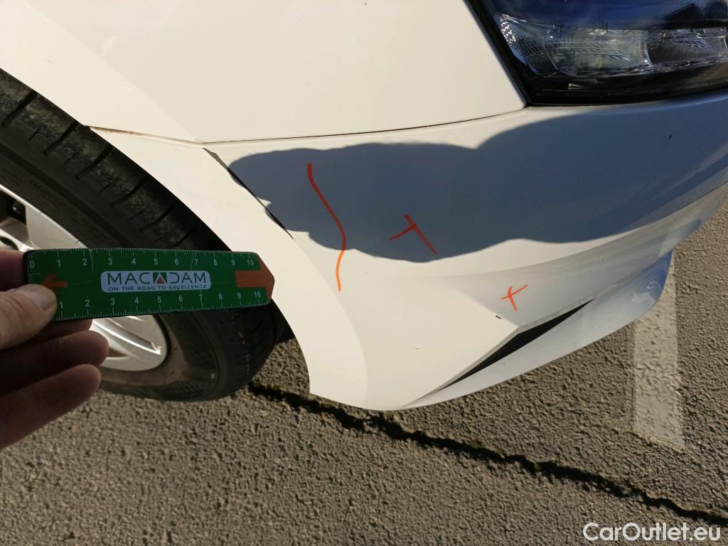  Skoda  Fabia SKODA  / 2021 / 5P / berlina con portón 1.0 TSI 70kW (95CV) Ambition (AC2) #8