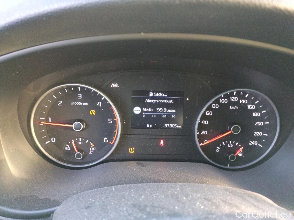  KIA  Sportage KIA  1.6MHEV Drive 100kW(136CV) 4x2(Crist Tintados)(CX) #36