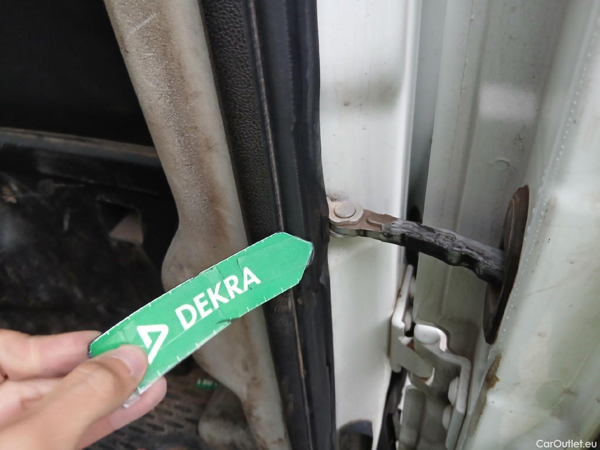  Iveco  Daily IVECO  / 2014 / 4P / chasis doble cabina 35C 14 D 3750 #35