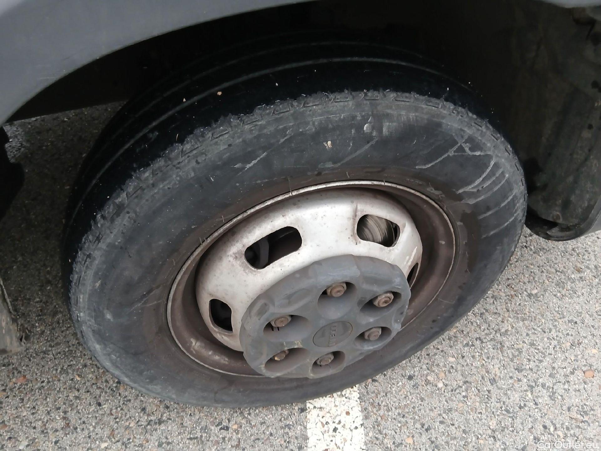  Iveco  Daily IVECO  / 2014 / 4P / chasis doble cabina 35C 14 D 3750 #7