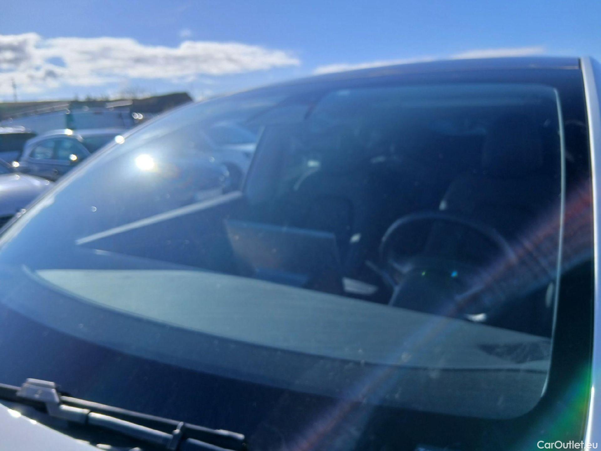  Tesla  Model Y TESLA  Gran Autonomía 4WD #16