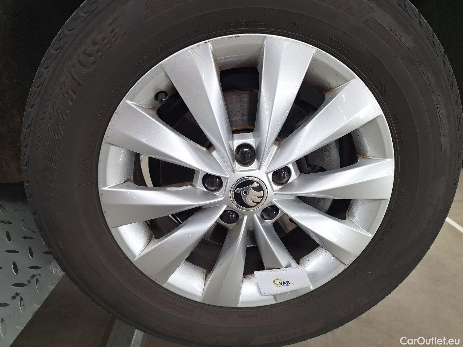  Skoda  Karoq Skoda,  '17, Skoda  1.5 TSI 110kW DSG7 Clever 5d #1